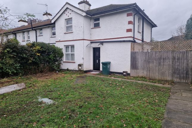 3 Bed End Terrace House, Large Garden To Rent Barnet Lane, Barnet En5