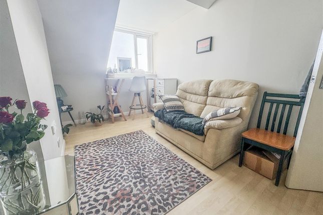 2nd Floor Flat, 47, West Hill Road, St Leonards-On-Sea photo 4