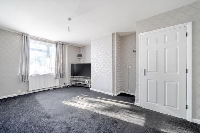81, Faldo Road, Bedford photo 2
