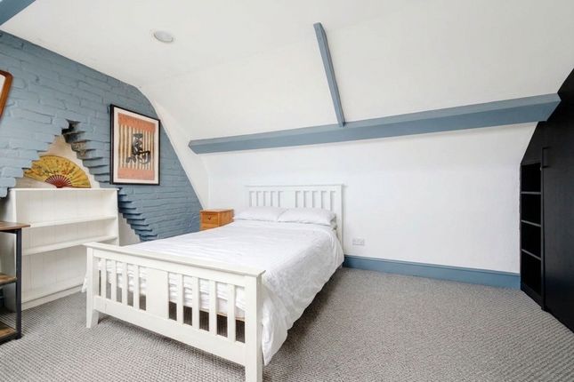 Flat 3, 12 Richmond Road, Brighton photo 5