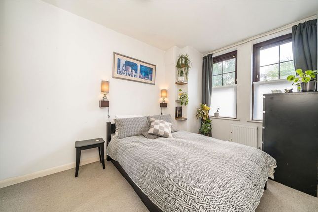 Flat A, 46, York Road, London photo 4