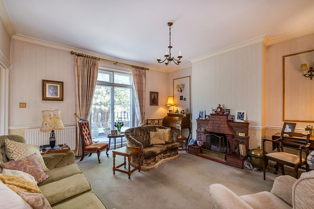 6, Oak Hill Road, Surbiton photo 4