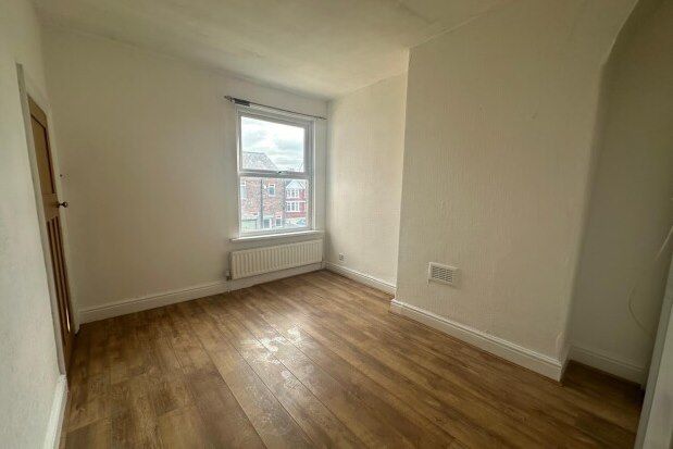 Terraced house to rent in Hall Lane, Liverpool