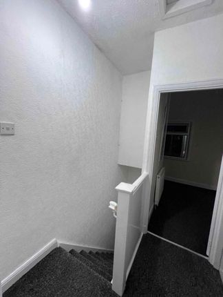 35 St. Cuthbert Street, Burnley photo 5