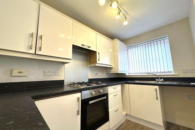 10 Clos Gellifaelog, Tonypandy photo 3