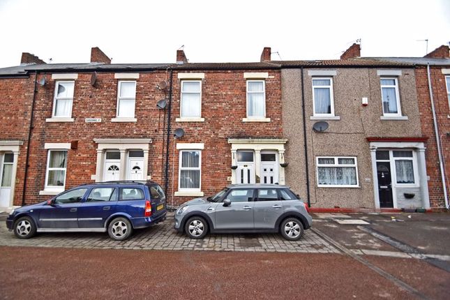 Thumbnail Flat to rent in Cardonnel Street, North Shields