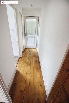 6, Ridge Close, Walsall photo 4