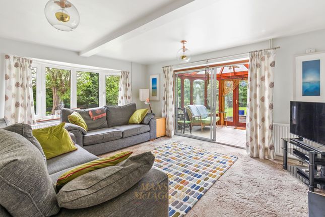 Wood Cottage, East Grinstead photo 2