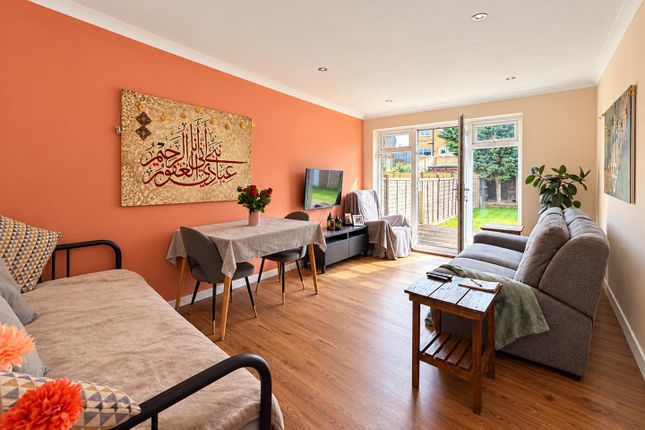 131, Tolkien Road, Eastbourne photo 3