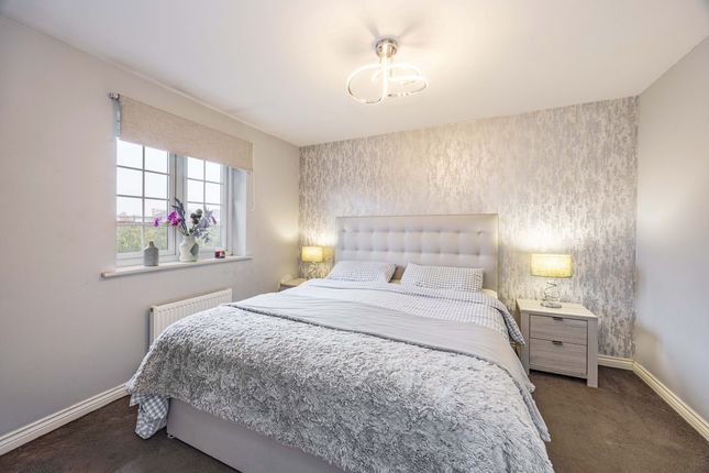 38, Far Dales Road, Ilkeston photo 4