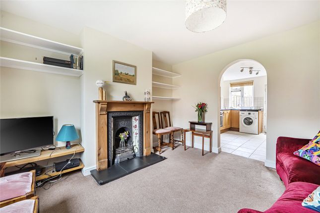 16, Wey Hill, Surrey photo 2