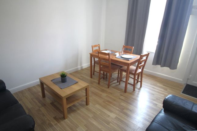 Thumbnail Terraced house to rent in Harold Terrace, Hyde Park, Leeds