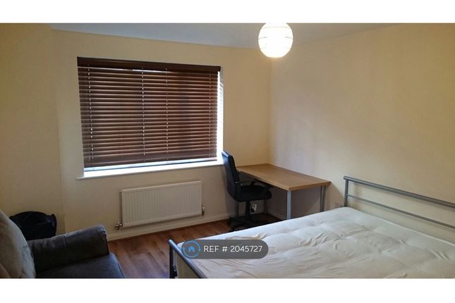 Room to rent in Poppleton Close, Coventry