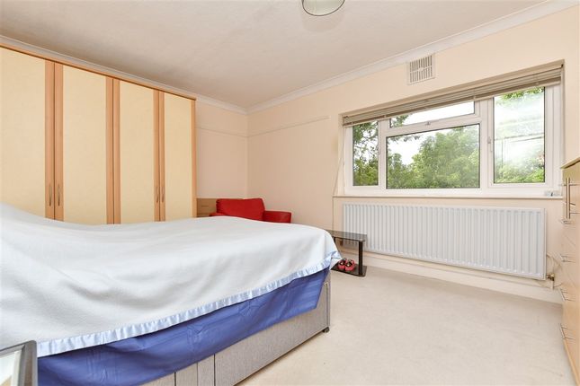Brighton Road, Purley photo 4