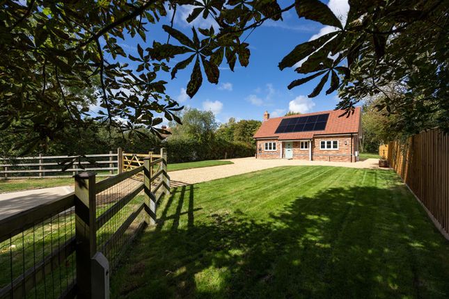 Eastlea, Ningwood Hill, Yarmouth photo 2