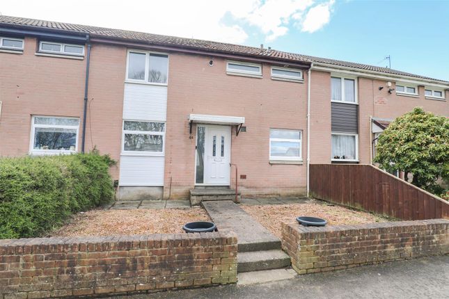 Thumbnail Terraced house for sale in Durris Drive, Glenrothes