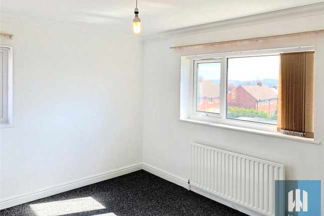 25a, Northway, Mirfield photo 4