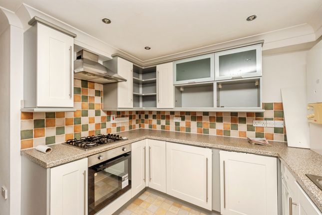 Flat 6, Kingfisher Court, 6, Goldcroft Avenue, Weymouth photo 3