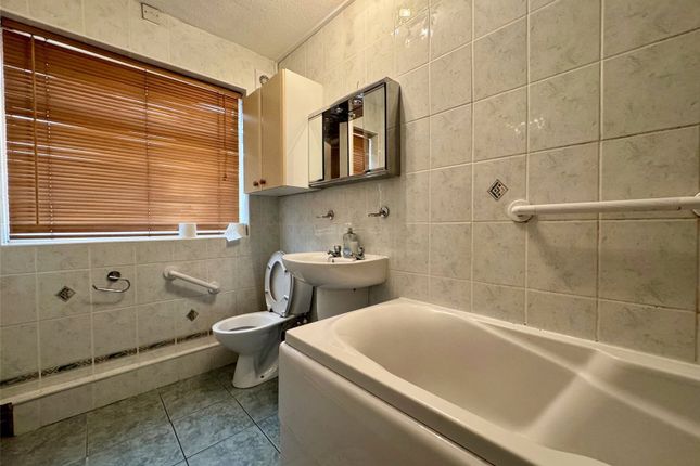 Maisonette for sale in Greenland Rise, Solihull, West Midlands