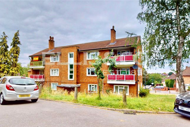 Thumbnail Flat for sale in Kings Drive, Wembley, Middlesex