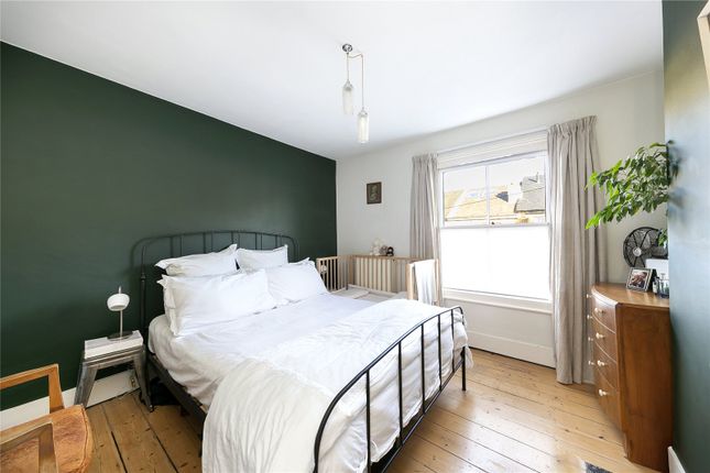 Terraced house for sale in Albert Road, Richmond