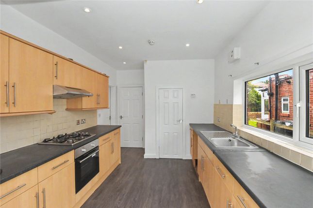 93, Becketts Park Drive, West Yorkshire photo 4