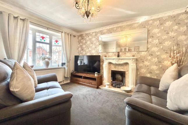 128, Farmer Way, Tipton photo 3