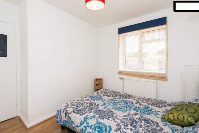 Thumbnail Shared accommodation to rent in Turner Avenue, London