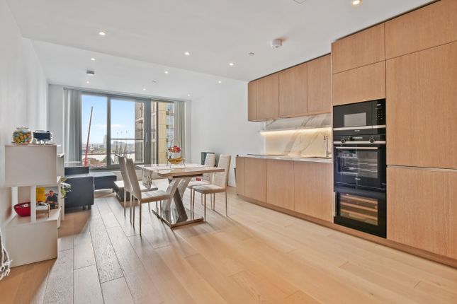 Thumbnail Flat for sale in 10 Park Drive, London