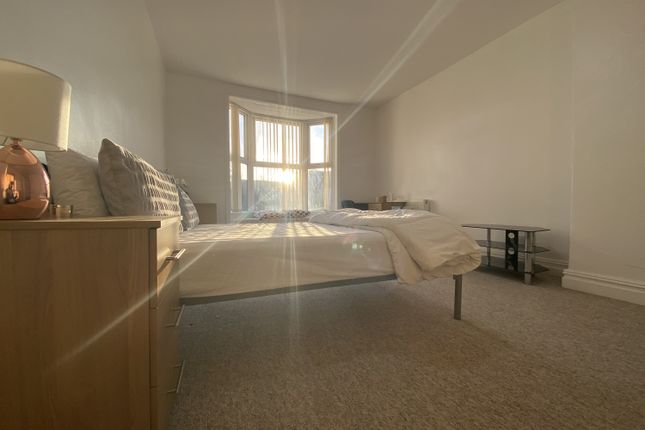 11, Connaught Road, Cardiff photo 3