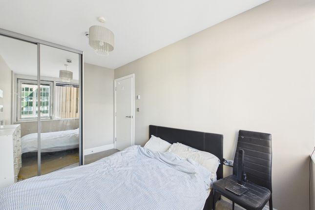 11, Green Diamond, Brighton photo 2