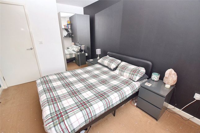Flat for sale in Raynville Way, Leeds, West Yorkshire