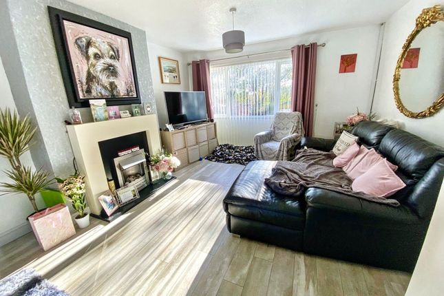 31, Hillcrest Place, Hartlepool photo 2