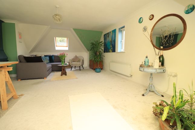 50, Lyons Place, Southampton photo 4