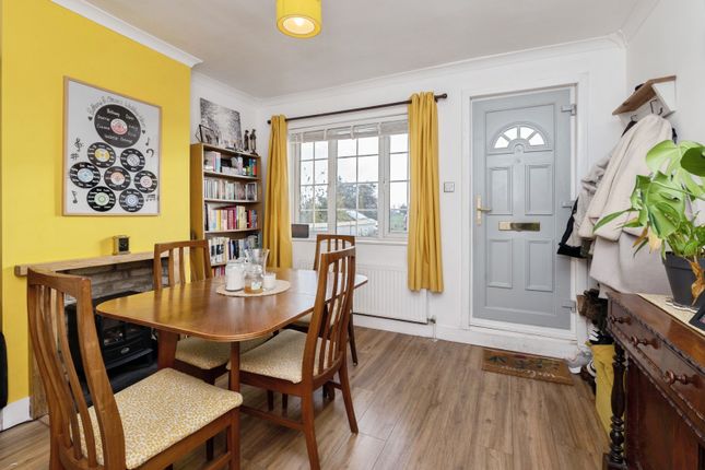 161, Wakering Road, SOUTHEND-ON-SEA photo 3