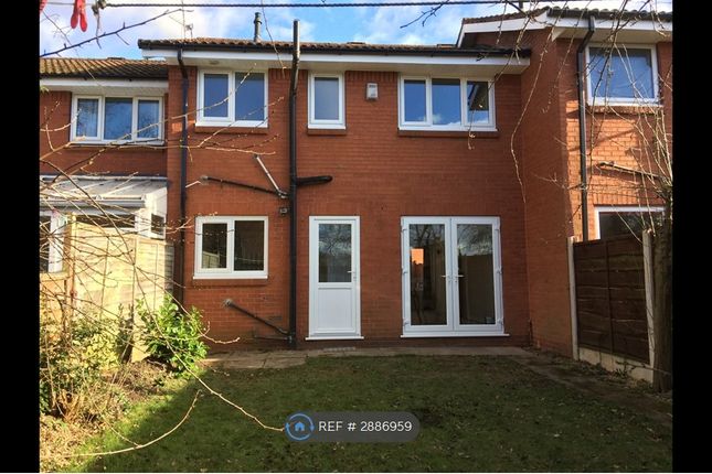 Suffolk Drive, Wilmslow, Cheshire photo 2