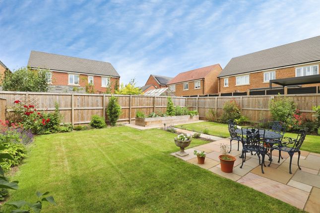 33, Willow Drive, Harrogate photo 4