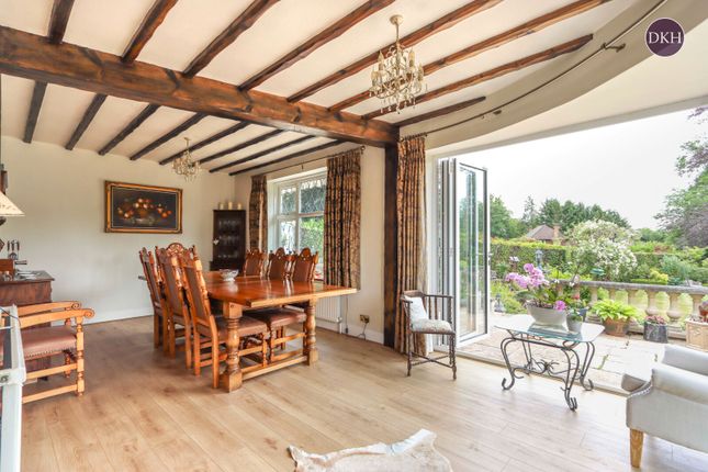 Mulberry Cottage,, Troutstream Way, Rickmansworth photo 2