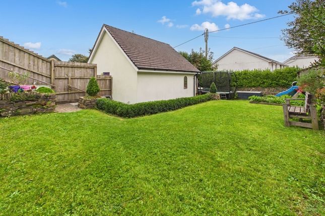 51 Beechwood Drive, Camelford photo 2