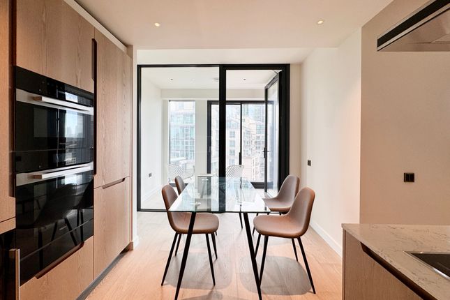 River Park Tower, Nine Elms Lane, London photo 4