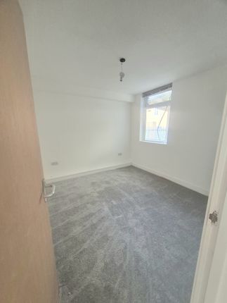 4 Princess Louise Road Flat 3, Blyth photo 5