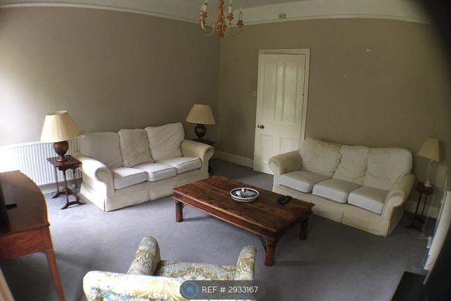 Tankerville Flat D, Kingston Hill, Kingston Upon Thames photo 4
