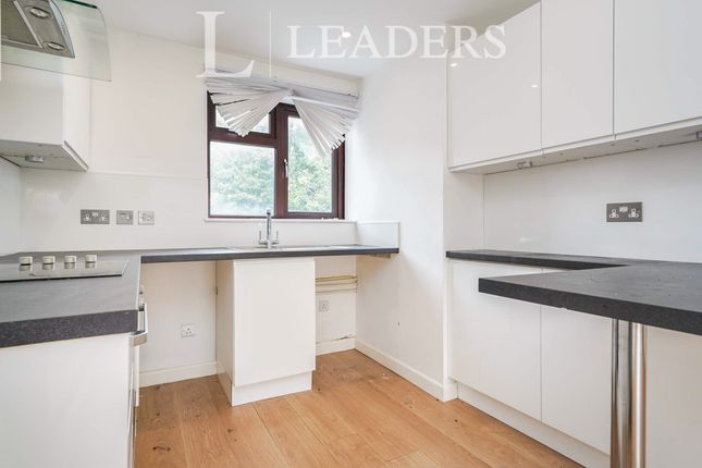 14, Stoneville Street, Cheltenham photo 4