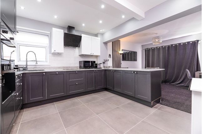 1, Hollydale Road, Nottingham photo 2
