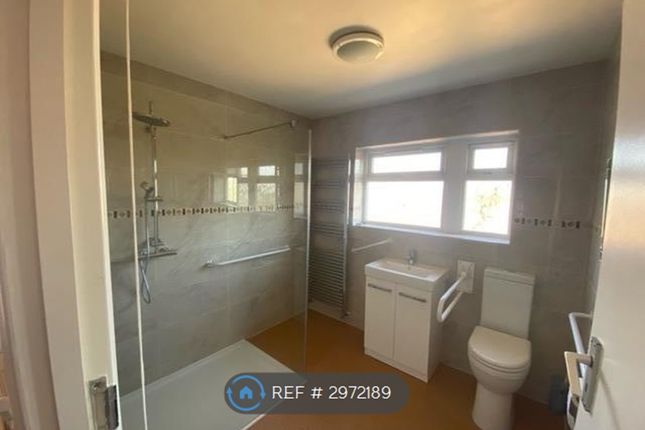 Gauntlett Road, Sutton photo 2