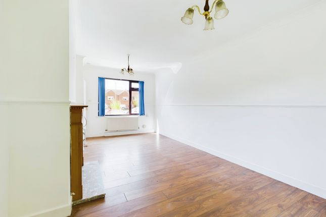 23, Redwood Avenue, Wigan photo 2