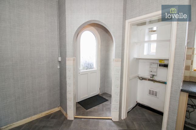 8, Carlton Park, Manby photo 4
