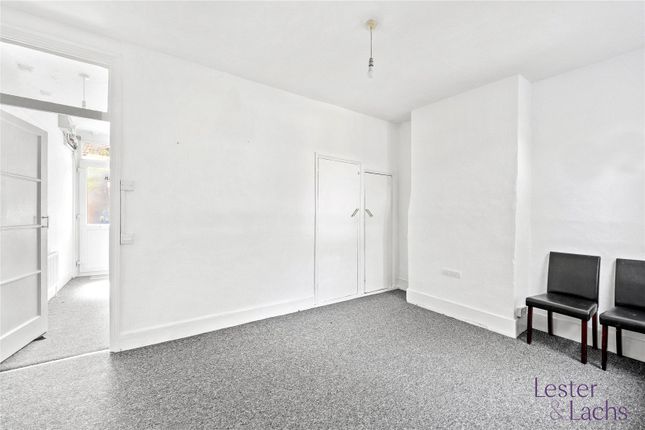 38, Roman Road, Essex photo 3