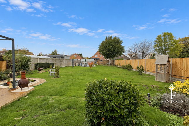 Elm Grove, Kirby Cross photo 2
