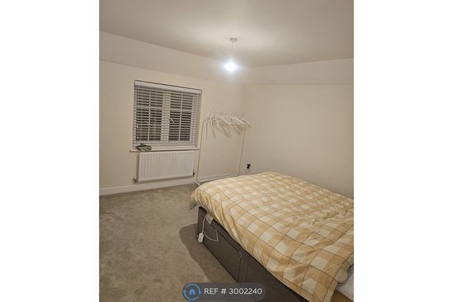 Cambria Crescent, Sittingbourne photo 4